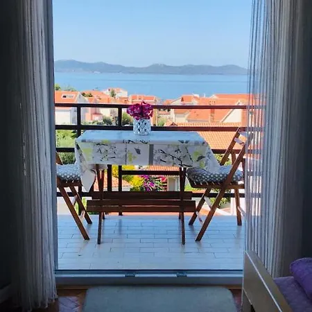 Apartment With Beutiful View-marijana